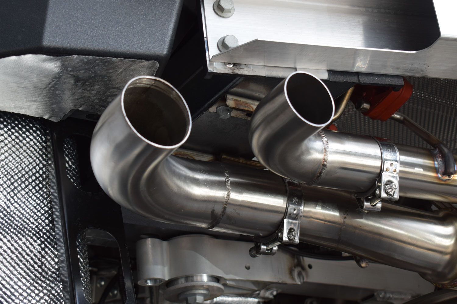 Aston Martin V8 Vantage - Titan Sport Exhaust System with Sound Architect™ (2024 on)