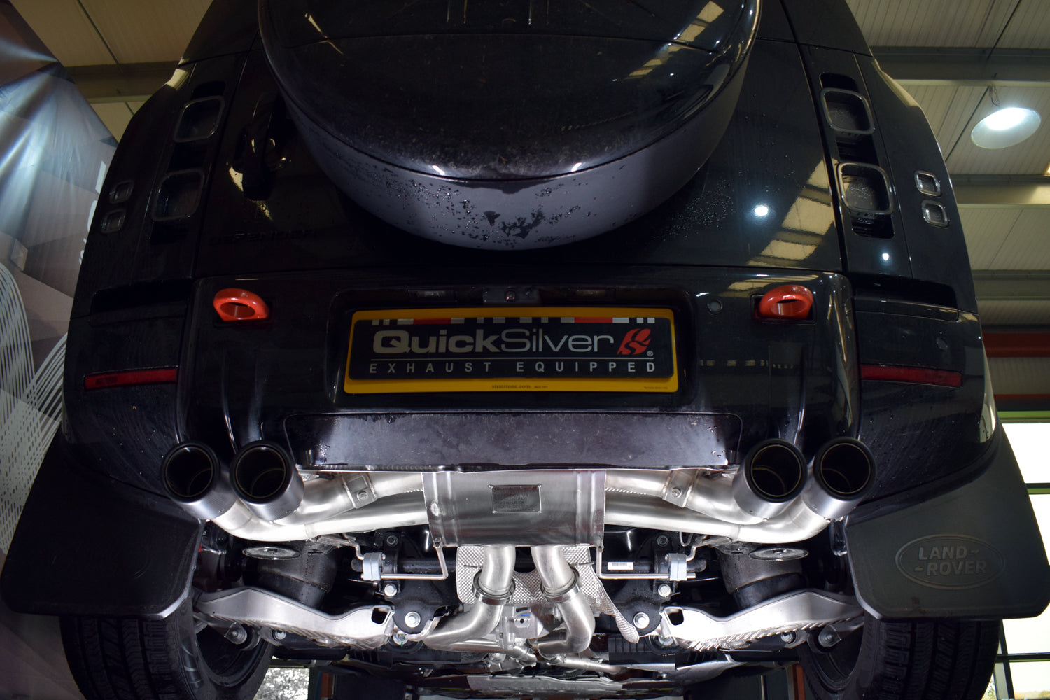 Land Rover Defender P425 V8 90, 110 OR 130 - SUPERSPORT System with Sound Architect™ (2025 on)