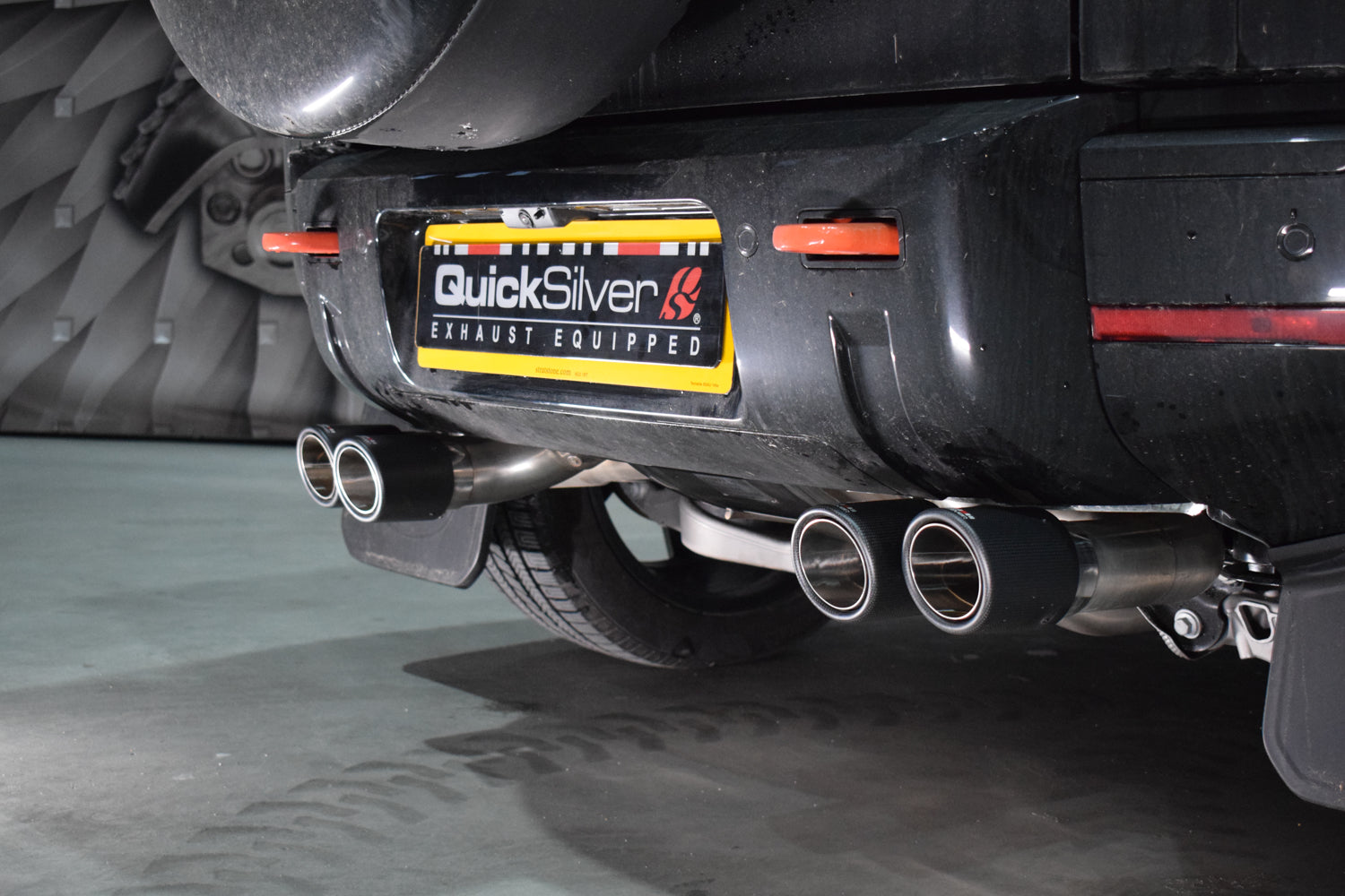 Land Rover Defender P425 V8 90, 110 OR 130 - SUPERSPORT System with Sound Architect™ (2025 on)