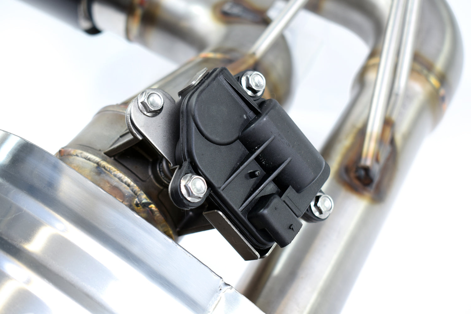 Land Rover Defender P400 130 - Sport System with Sound Architect™ (2021 on)