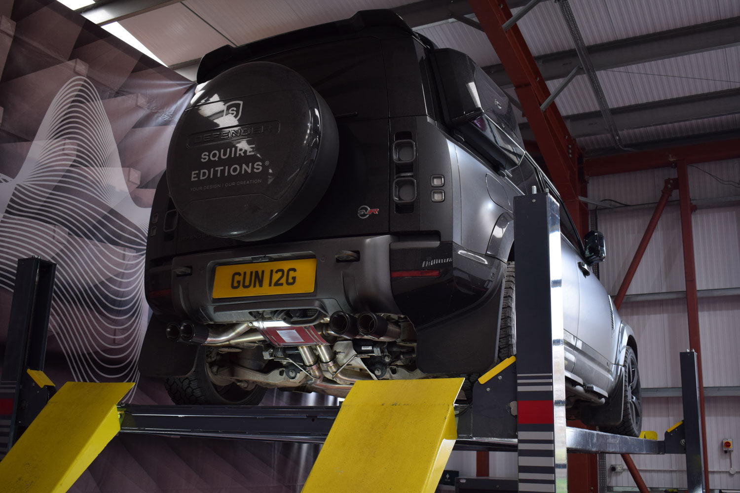 Land Rover Defender P525 V8 90, 110 OR 130 - SUPERSPORT System with Sound Architect™ (2021 on)