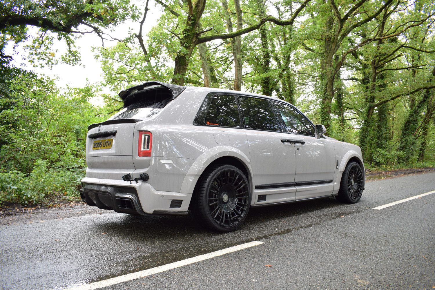Rolls Royce Cullinan - Centre Resonator and OPF Delete Section (2018 on)